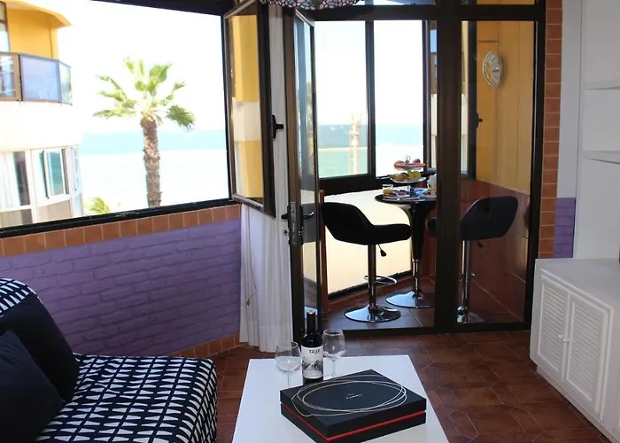 Апартаменти Marlenghi View Canteras *